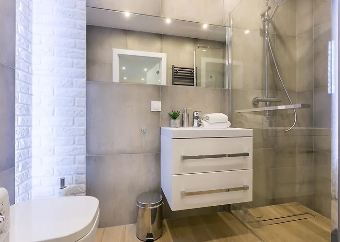 Vip Centrum Apartment *